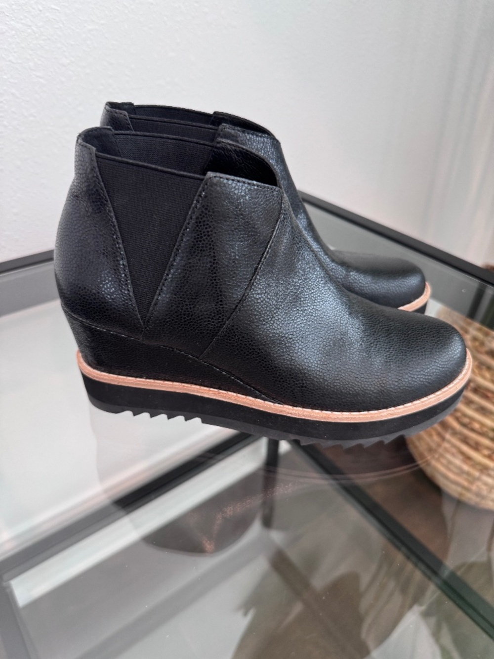 EILEEN FISHER Women Black Caddy Wedge Bootie Shoes Embossed Leather Size 7 NWOB